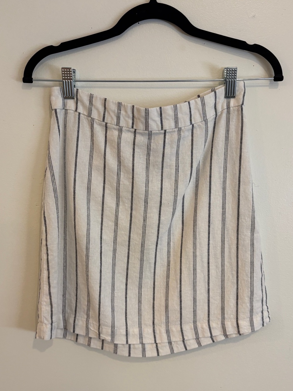 Old Navy Cream Mini Skirt with Black Vertical Stripes